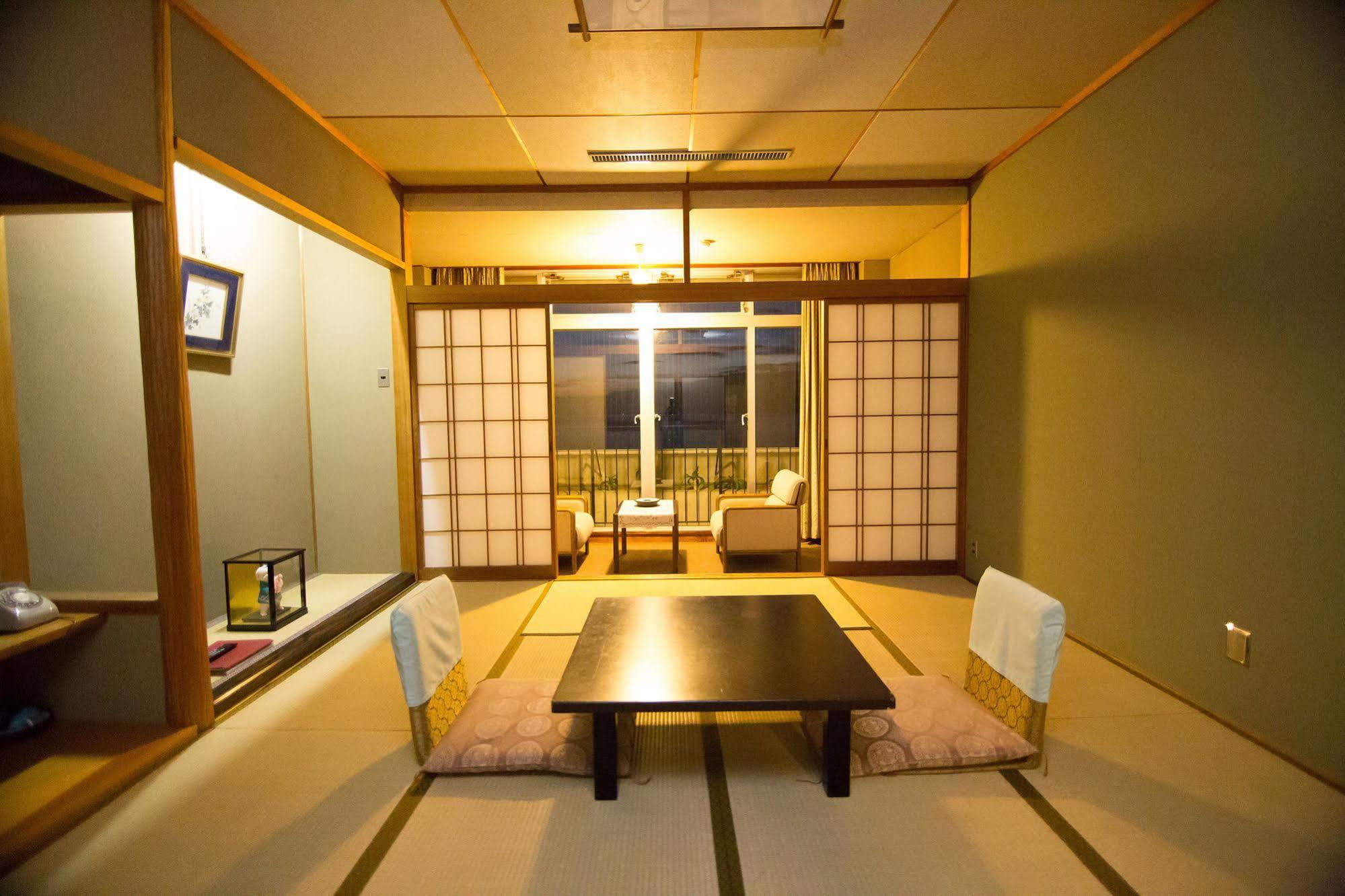 Wakayama Kada Onsen Kada Kaigetsu Hotel Екстериор снимка