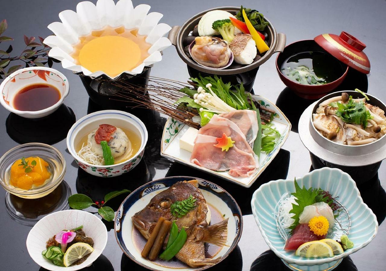 Wakayama Kada Onsen Kada Kaigetsu Hotel Екстериор снимка